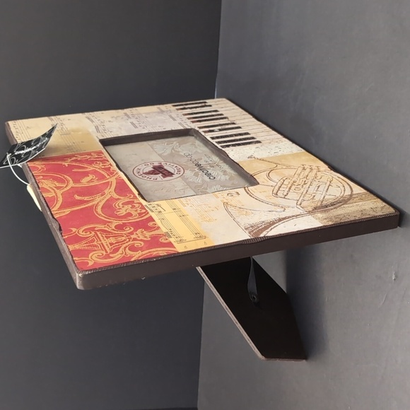 NWT, Pheonix Creative Co-op 4×6 MDF Instrument/Music Notes Designed Frame. - Picture 2 of 9